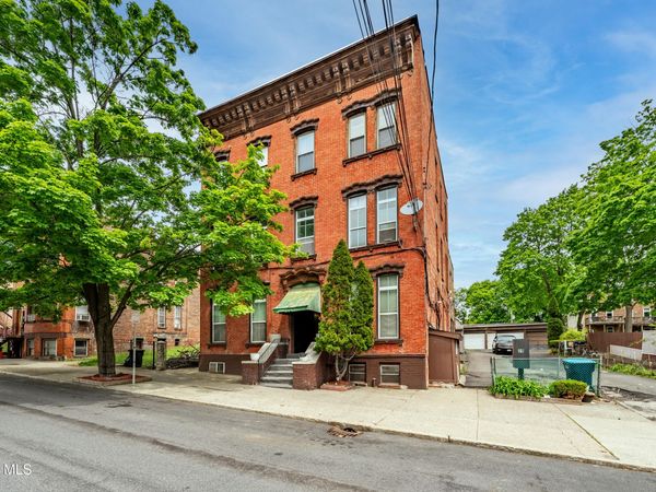29 2nd Street, Albany, NY 12210
