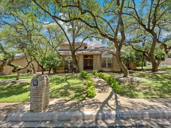 13102 N HUNTERS CIR, San Antonio, TX 78230