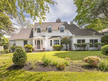 109 Enfield Place, Syracuse, NY 13214