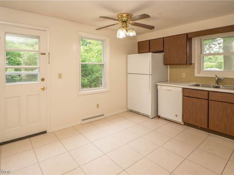 3837-3839 Beech Hill Road NW, North Canton, OH 44720 Photo 7