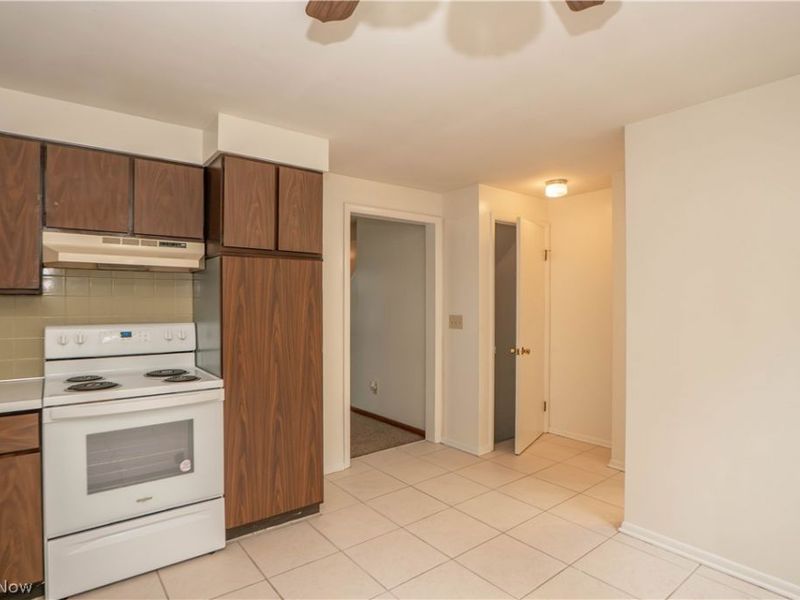 3837-3839 Beech Hill Road NW, North Canton, OH 44720 Photo 9