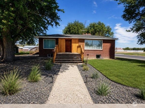 134 4th Avenue SE, Soap Lake, WA 98851
