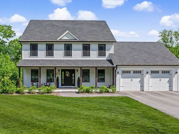 7 Valerie Lane, Derry, NH 03038