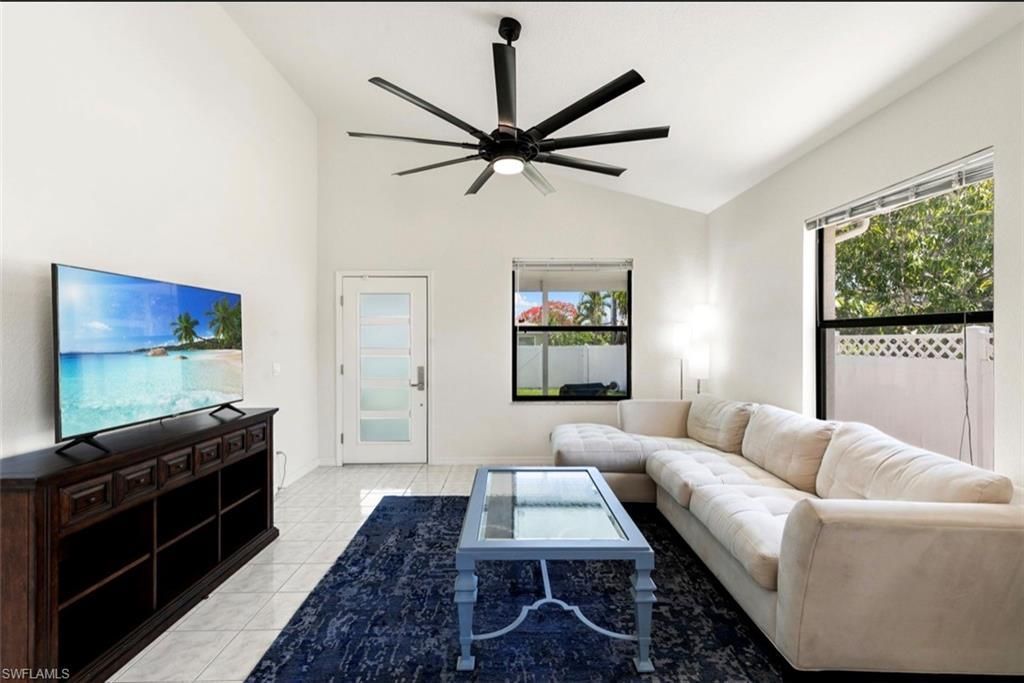 594 108th Ave N, Naples, FL 34108 Photo
