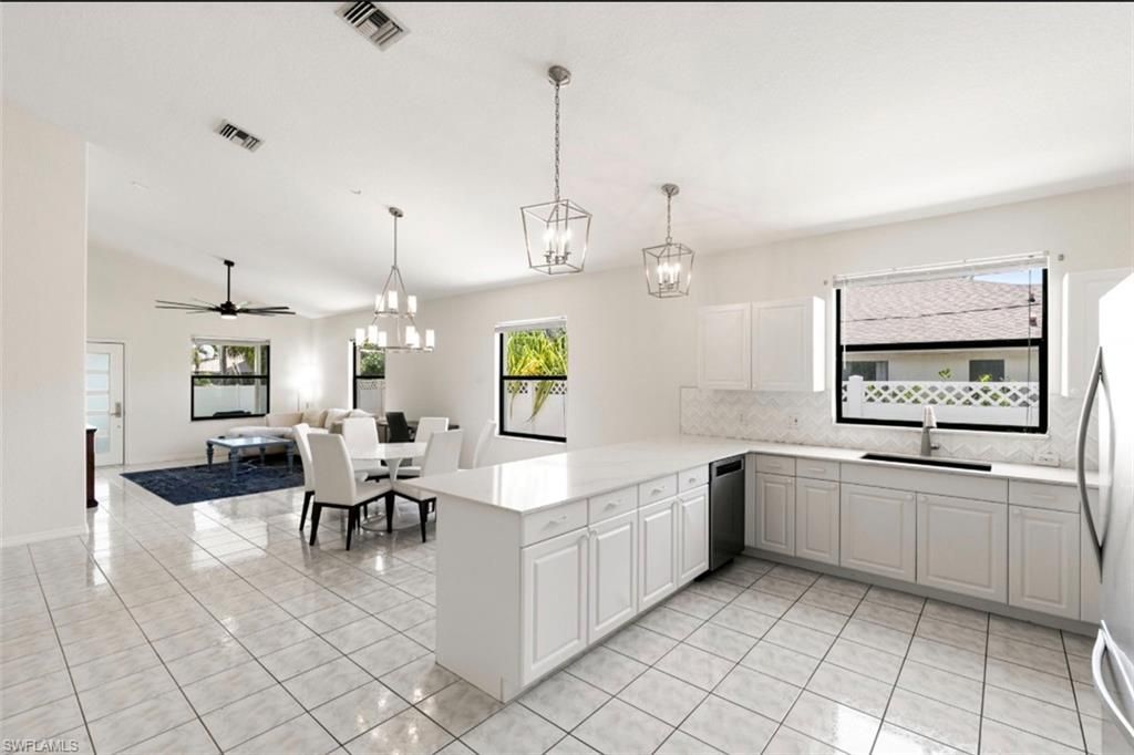 594 108th Ave N, Naples, FL 34108 Photo