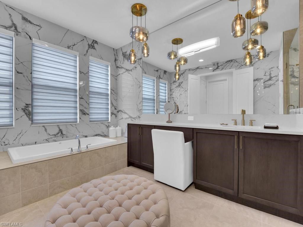 20318 Fair Oak Ln, Estero, FL 33928 Photo