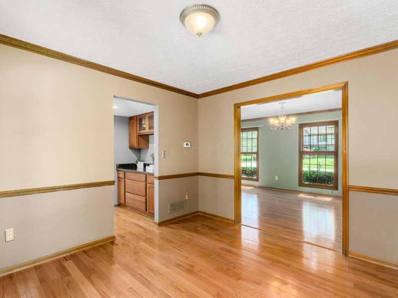814 Black Gold Avenue, Gahanna, OH 43230 Photo 10