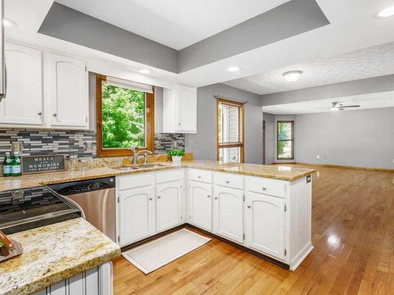 814 Black Gold Avenue, Gahanna, OH 43230 Photo 11