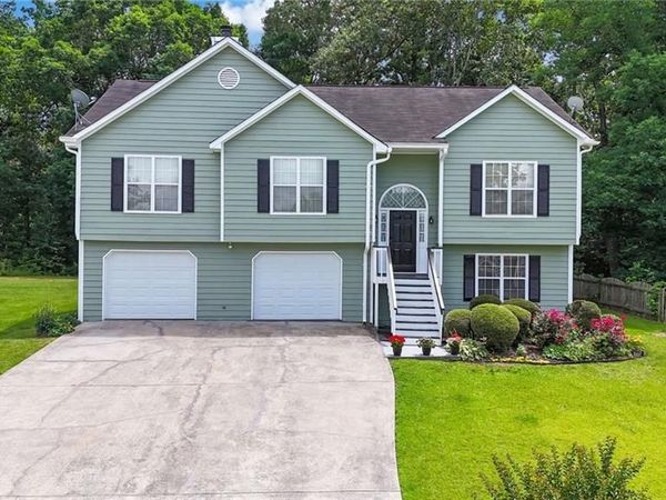 1520 La Maison Drive , Lawrenceville, GA 30043