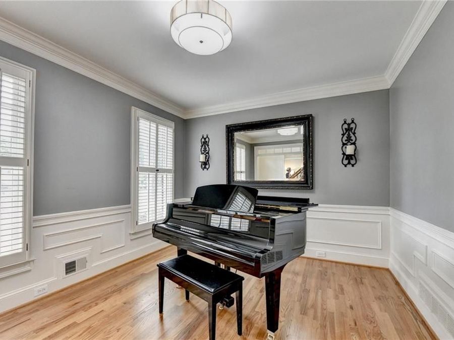 Property Image 11