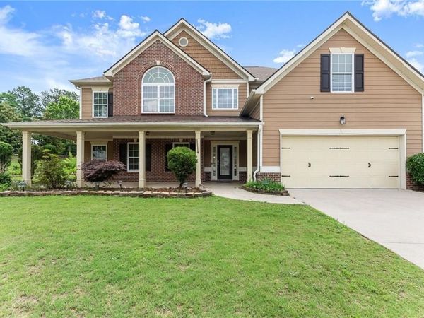 2868 Rolling Downs Way, Loganville, GA 30052