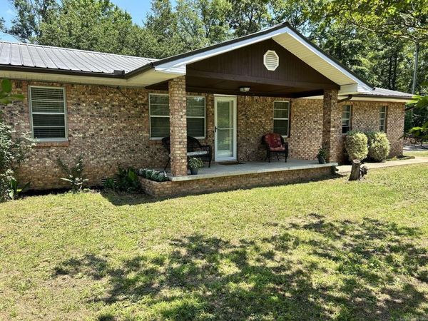 2809 E Cleland Road, Cabot, AR 72023