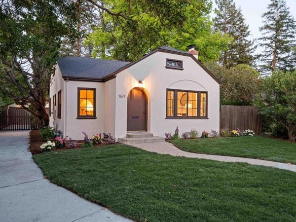 1677 Mariposa Avenue, Palo Alto, CA 94306