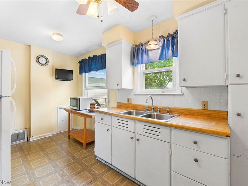 3211 Oakwood Drive, Cuyahoga Falls, OH 44221 Photo 8