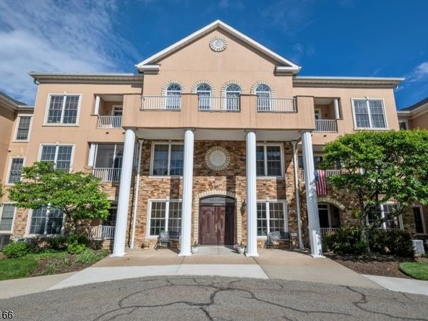 1201 Franklin Ln, Rockaway, NJ 07866