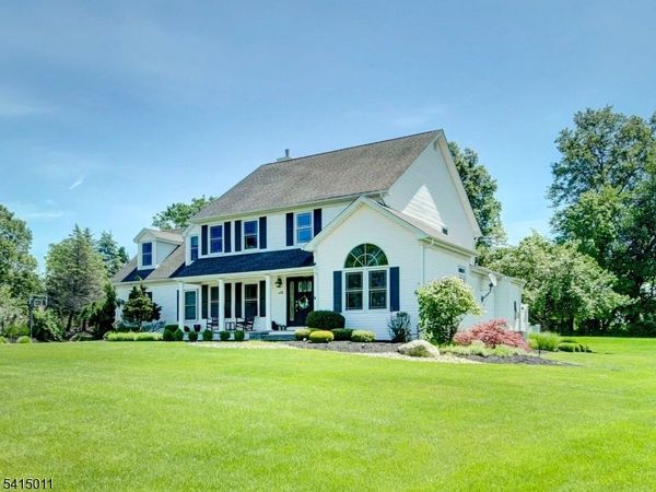 23 Ryerson Rd, Readington, NJ 08822