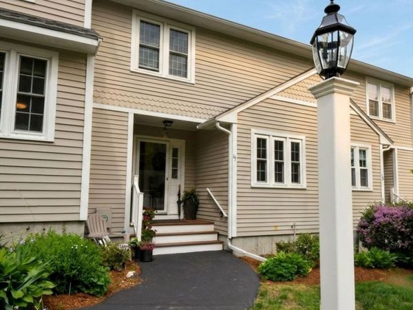 117 Laurelwood Dr, Unit 117, Hopedale, MA 01747