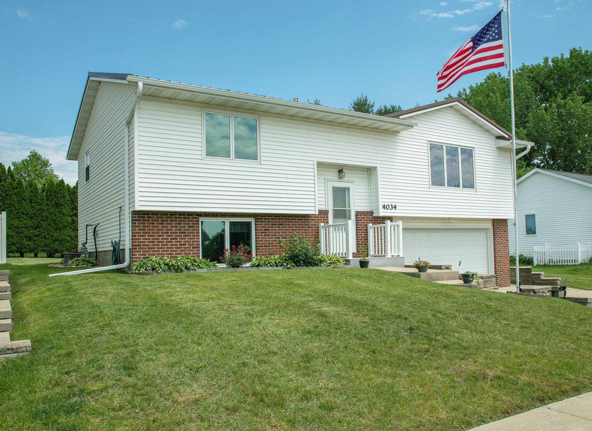 4034 Jodi, Waterloo, IA 50701 Main Photo