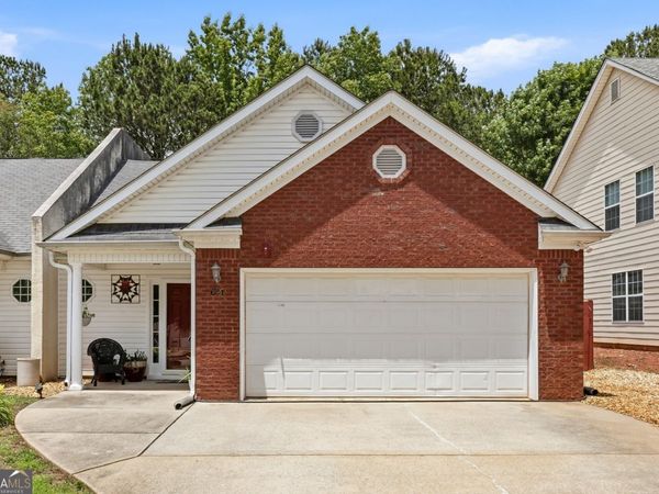 64 Stony Oak Drive, Newnan, GA 30263
