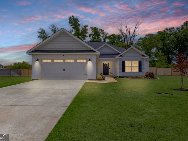 104 Meredith Layne Court, Perry, GA 31069