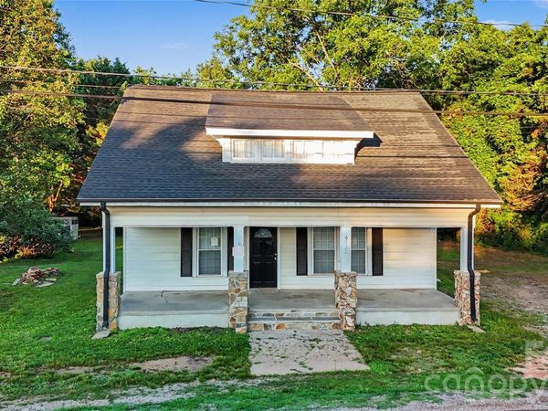 9238 Nc Hwy 90 Highway E, Stony Point, NC 28678