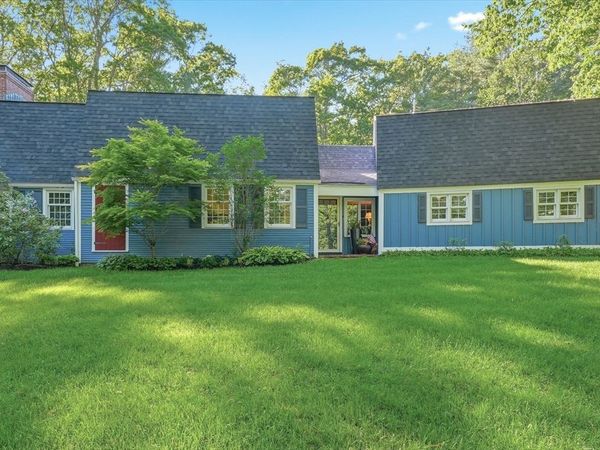 123 Washington, Boxford, MA 01921