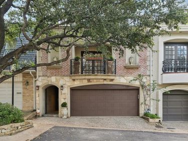 4656 Christopher Place, Dallas, TX 75204