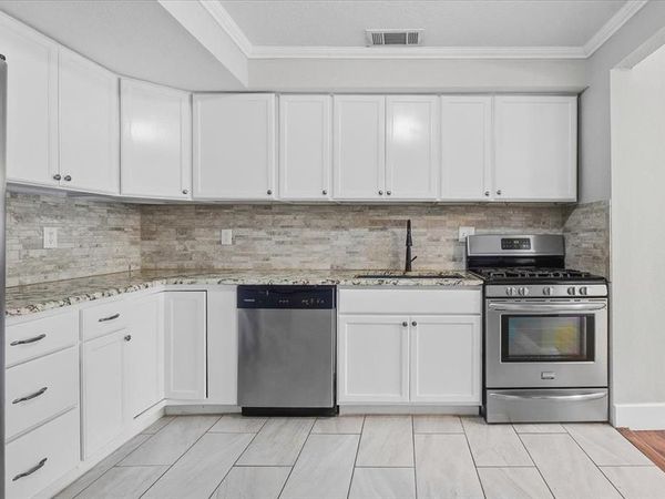 5612 Birchman Avenue, Fort Worth, TX 76107