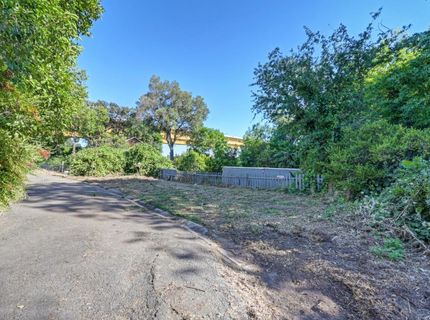 2191 Garden Hwy, Sacramento, CA 95833 Photo
