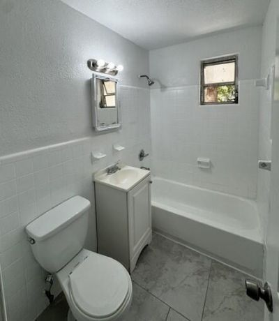 554 W 1st Street, Riviera Beach, FL 33404 Photo