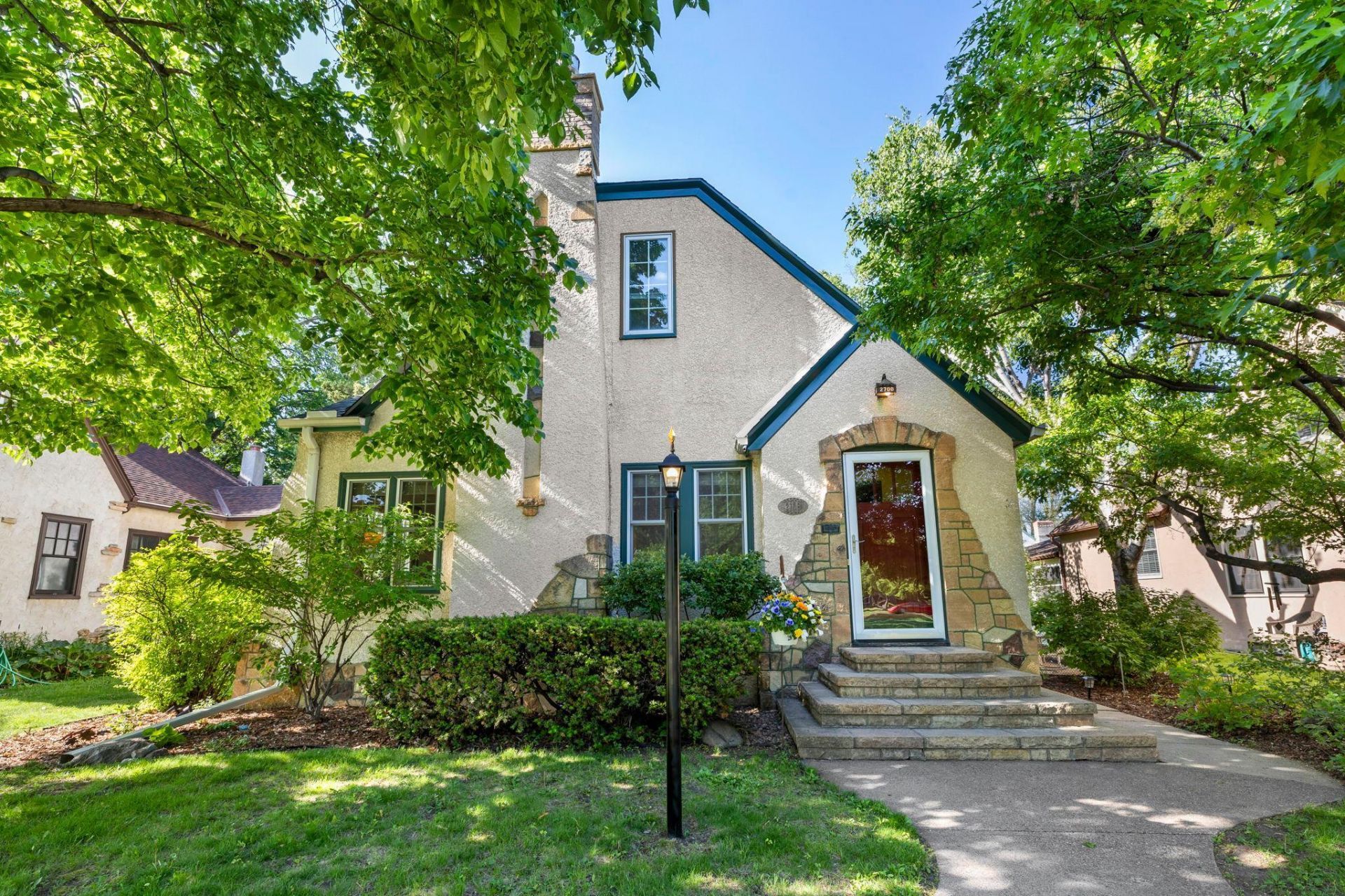 2708 Victory Memorial Drive, Minneapolis, MN 55412