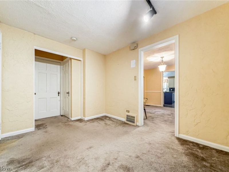 2038 Staunton Road, Cleveland Heights, OH 44118 Photo 21