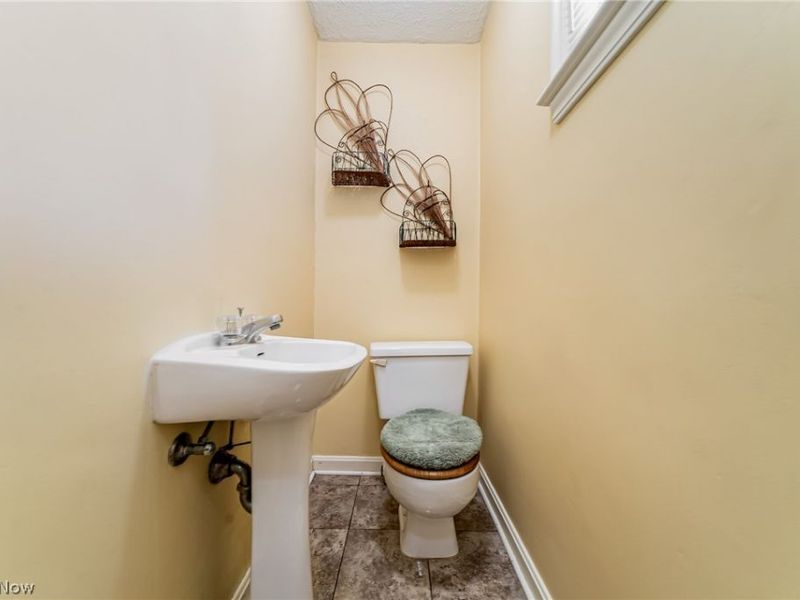 2038 Staunton Road, Cleveland Heights, OH 44118 Photo 24