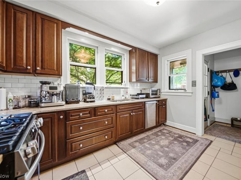 2840 Berkshire Road, Cleveland Heights, OH 44118 Photo 10