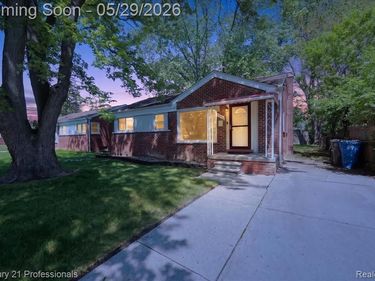 28688 Emerson Street, Inkster, MI 48141