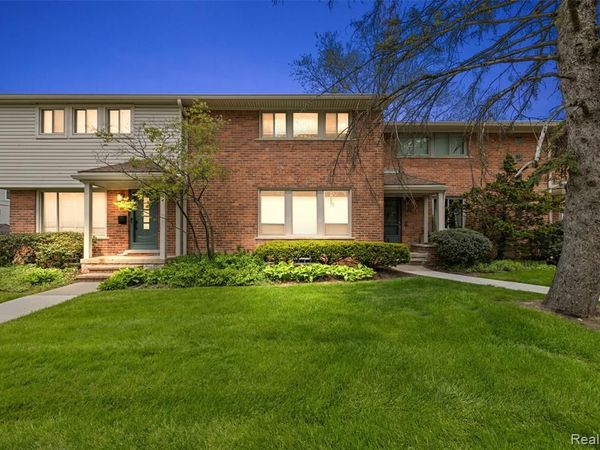 1065 Wimbleton Drive , Birmingham, MI 48009