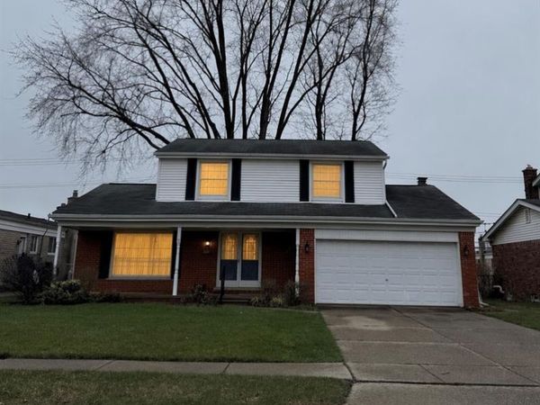 35109 Dearing Drive, Sterling Heights, MI 48312
