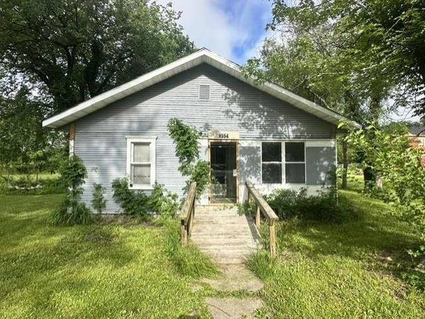 9554 SW Center Street, Hume, MO 64752