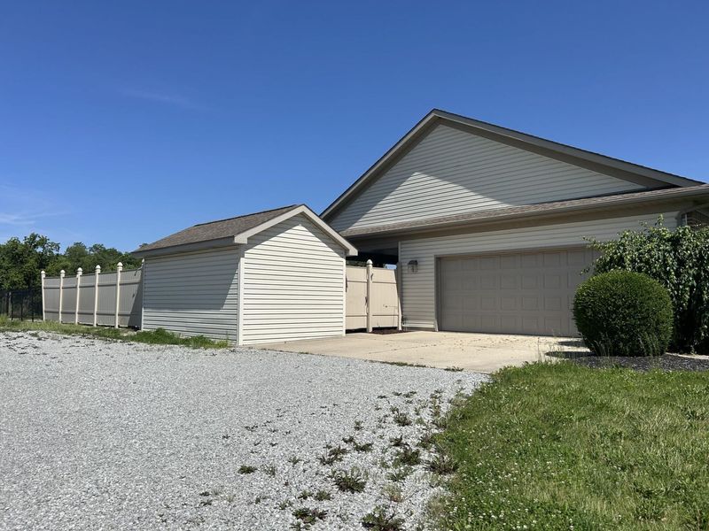 3606 Middle Urbana Road, Urbana, OH 43078 Photo 2