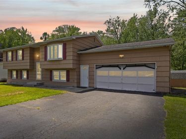 49 Brian Drive, Rochester, NY 14624