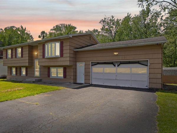 49 Brian Drive , Rochester, NY 14624