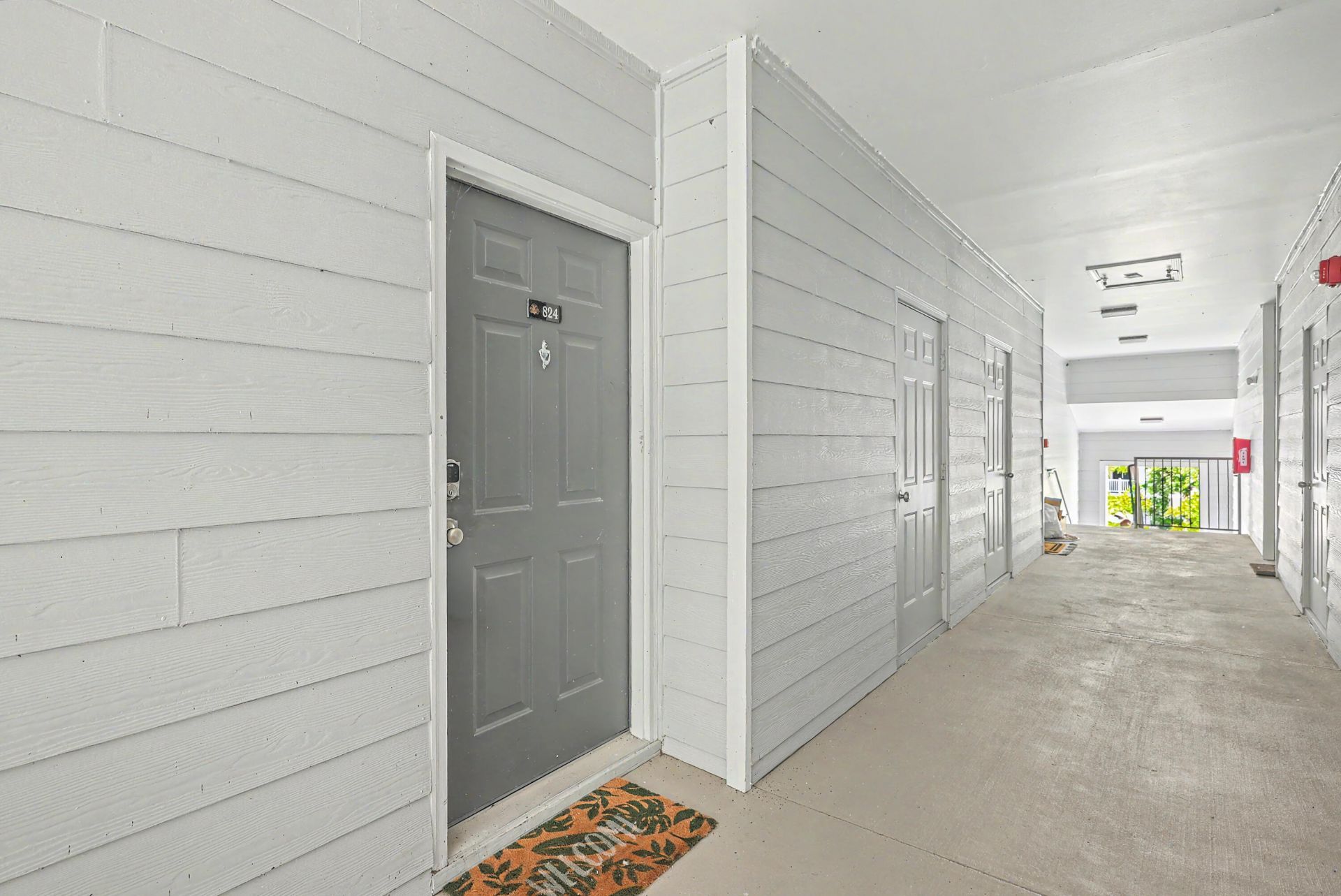 1300 Park West Boulevard Photo 4