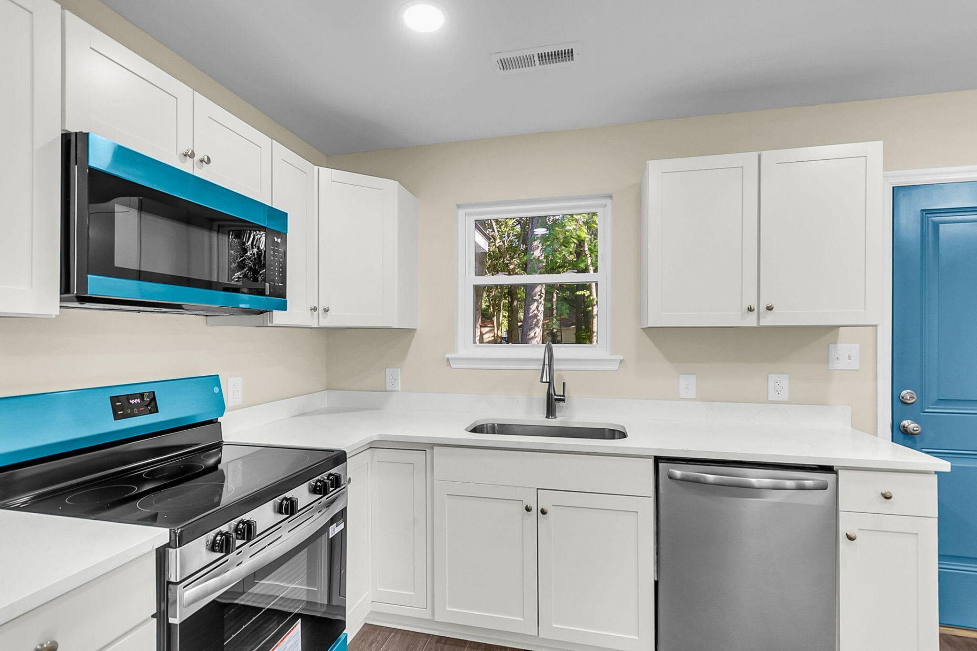 232 Germantown Road Photo 8