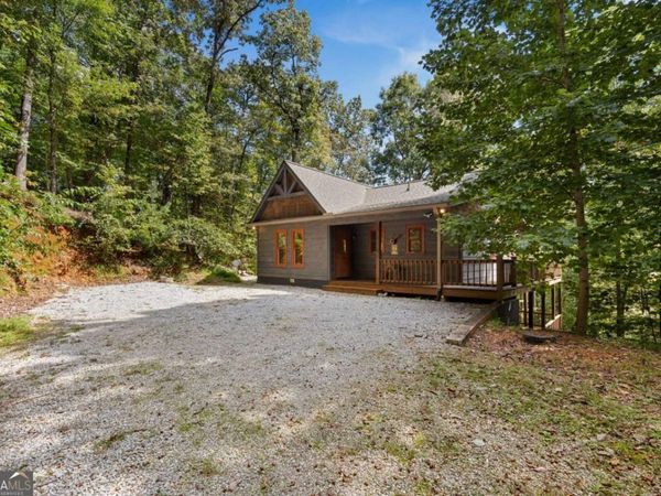 224 Dragon Tree Lane, Lakemont, GA 30552