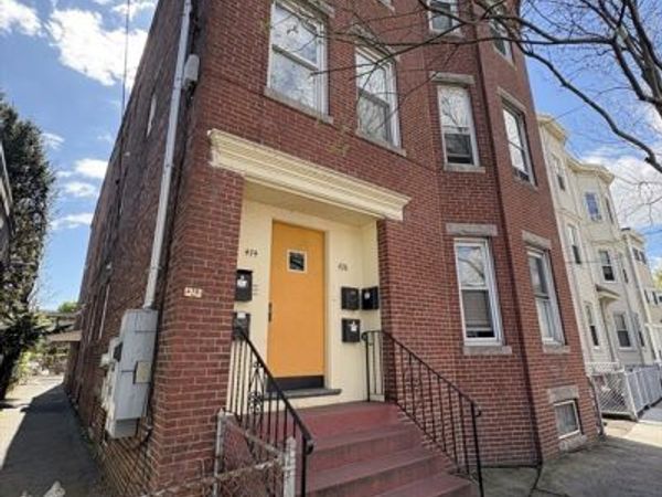 474 Windsor St, Unit 2F, Cambridge, MA 02141