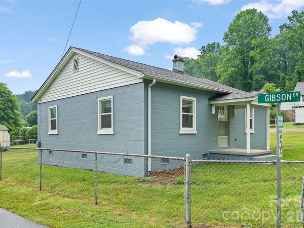34 Stephens Road , Waynesville, NC 28786