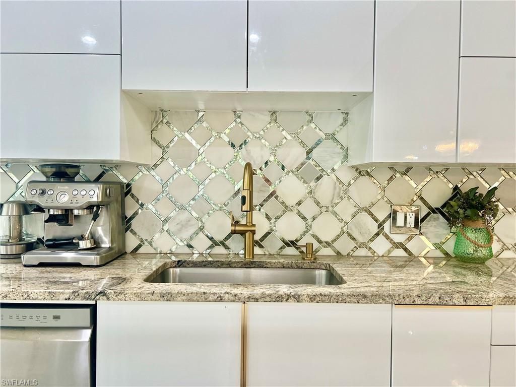 2499 River Reach Dr, Naples, FL 34104 Photo