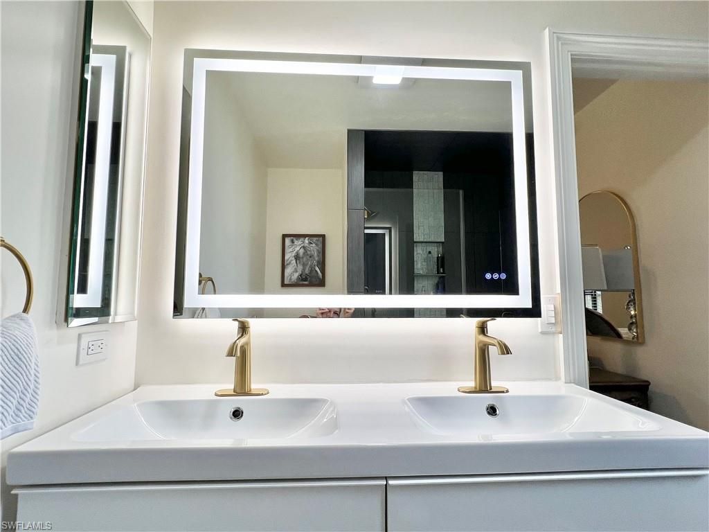 2499 River Reach Dr, Naples, FL 34104 Photo