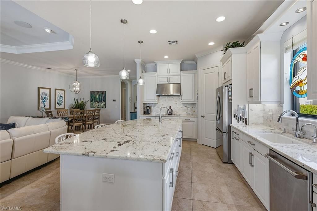 9531 Campanile Cir, Naples, FL 34114 Photo