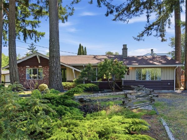 3538 Harris Cres , Qualicum Beach, BC V9K 1W1